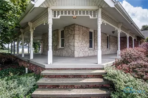 29332 E Broadway St, Walbridge, OH 43465 photo 3