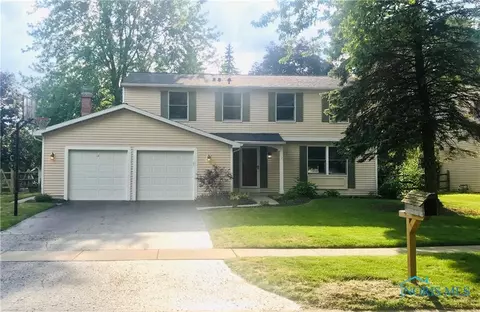 3831 Farmbrook Dr, Sylvania, OH 43560 photo 1