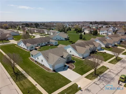 6953 Springview Dr, Maumee, OH 43537 photo 28