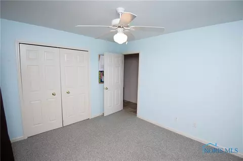 6953 Springview Dr, Maumee, OH 43537 photo 21