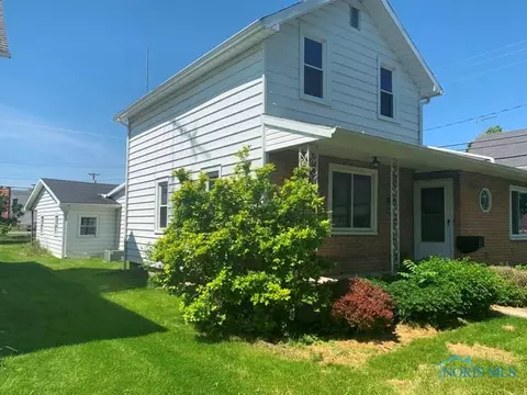 124 E Maple St, Deshler, OH 43516 photo 23