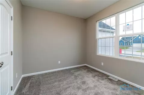 6555 Wesley Dr, Walbridge, OH 43465 photo 18