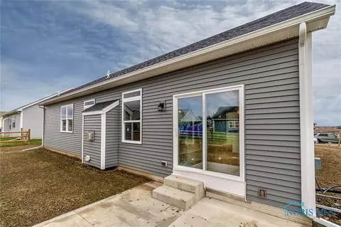 6561 Alexander Dr, Walbridge, OH 43465 photo 30