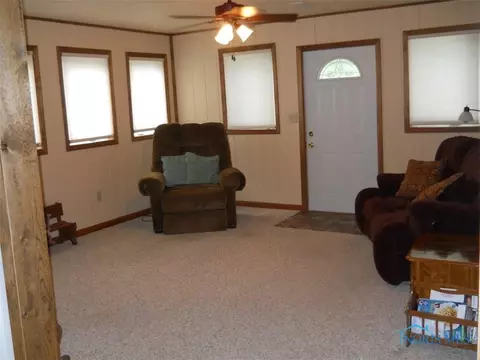 621 W Wayne St, Paulding, OH 45879 photo 5