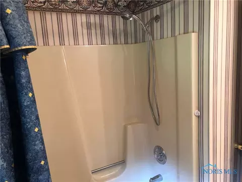 3900 Eber Rd, Monclova, OH 43542 photo 11