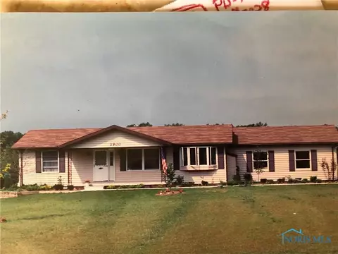 3900 Eber Rd, Monclova, OH 43542 photo 1