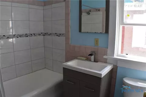 1534 Potomac Dr, Toledo, OH 43607 photo 10