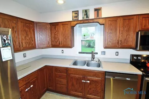 2500 Springmill Rd, Findlay, OH 45840 photo 11