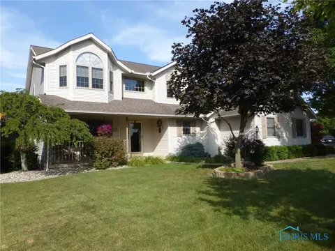 114 Hogan Ln, Bryan, OH 43506 photo 1
