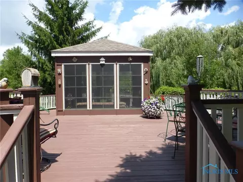 114 Hogan Ln, Bryan, OH 43506 photo 8