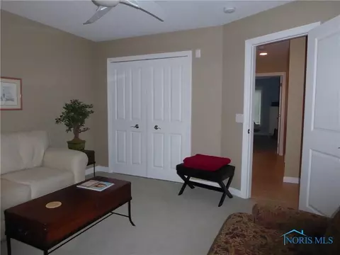 3853 Deer Valley Ln, Maumee, OH 43537 photo 17