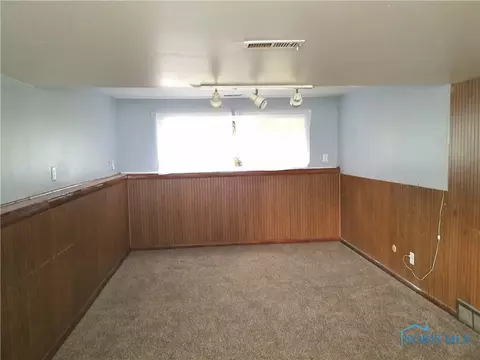 117 Bloomfield Ave, Toledo, OH 43607 photo 9