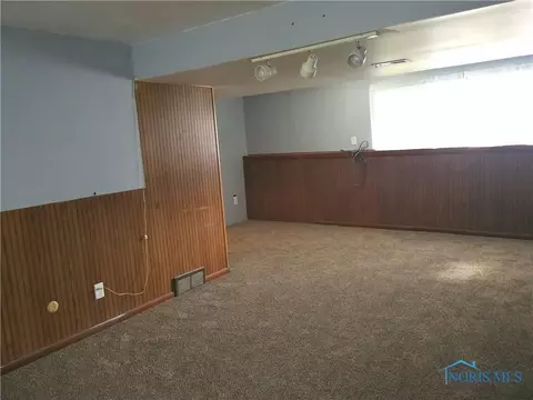 117 Bloomfield Ave, Toledo, OH 43607 photo 10