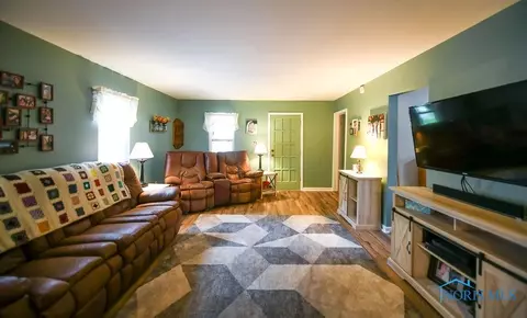 277 E Vance St, Rawson, OH 45881 photo 6