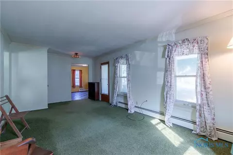 412 E John St, Maumee, OH 43537 photo 5