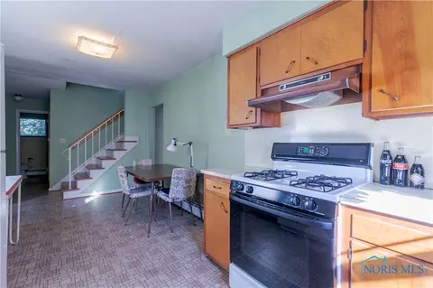 412 E John St, Maumee, OH 43537 photo 10