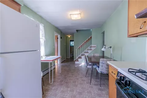 412 E John St, Maumee, OH 43537 photo 11