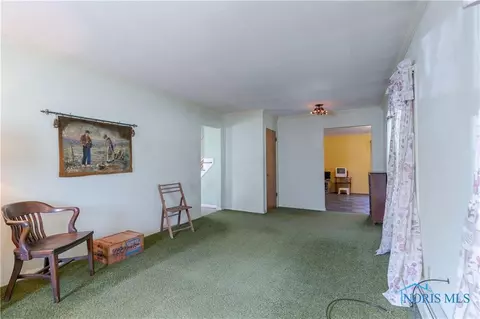 412 E John St, Maumee, OH 43537 photo 6