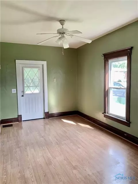 322 S Cherry St, Bryan, OH 43506 photo 16