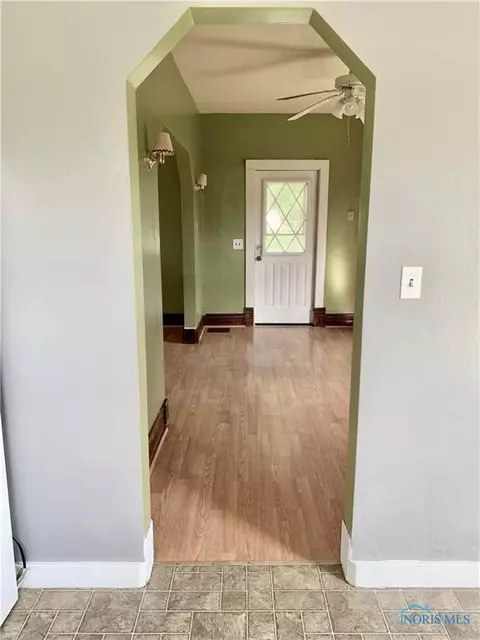 322 S Cherry St, Bryan, OH 43506 photo 17
