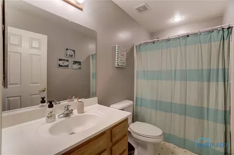 232 E Sawmill Rd, Findlay, OH 45840 photo 16