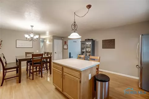 232 E Sawmill Rd, Findlay, OH 45840 photo 9