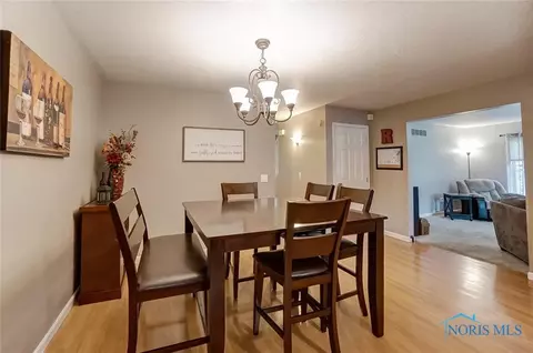 232 E Sawmill Rd, Findlay, OH 45840 photo 7