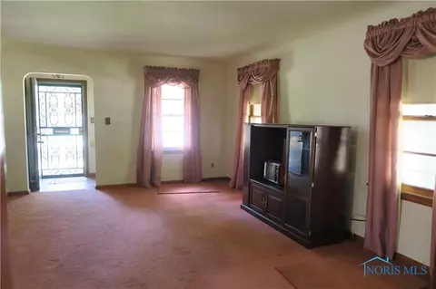 903 Parkside Blvd, Toledo, OH 43607 photo 5