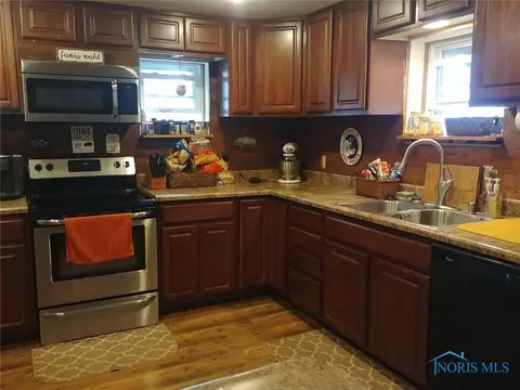 7586 Magee St, Paulding, OH 45879 photo 4