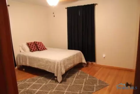 2313 Westmonte Rd, Toledo, OH 43607 photo 9
