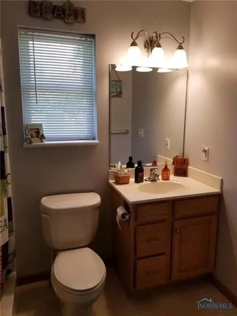 110 Grace St, Bryan, OH 43506 photo 13