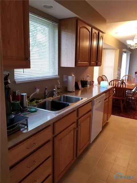 110 Grace St, Bryan, OH 43506 photo 6