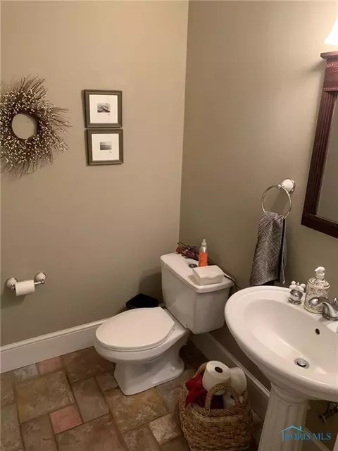 525 Parkview Ave, Bryan, OH 43506 photo 15
