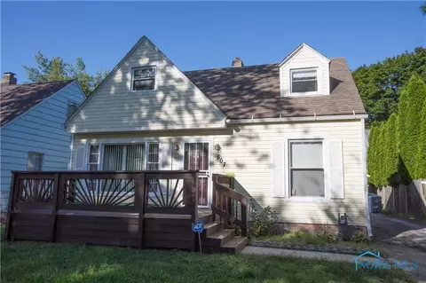 507 Continental Blvd, Toledo, OH 43607 photo 1