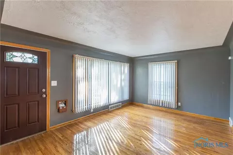 507 Continental Blvd, Toledo, OH 43607 photo 4
