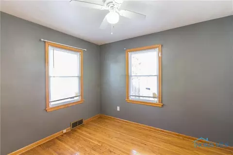 507 Continental Blvd, Toledo, OH 43607 photo 11