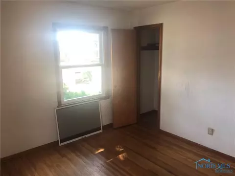 613 Falcon Rd, Toledo, OH 43607 photo 8