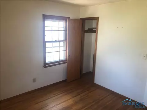 613 Falcon Rd, Toledo, OH 43607 photo 7