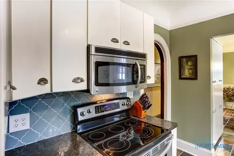 2102 Shenandoah Rd, Toledo, OH 43607 photo 18
