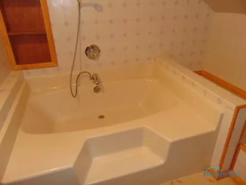 5454 Falla Ct, Toledo, OH 43613 photo 14
