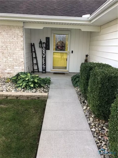 161 Amy Dr, Bryan, OH 43506 photo 3