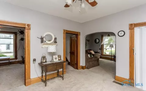 109 Lincoln St, Lyons, OH 43533 photo 6