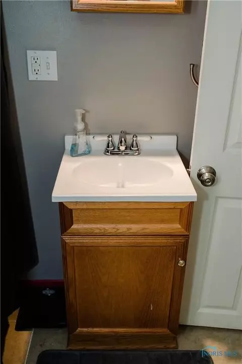 745 Pine St, Wauseon, OH 43567 photo 29