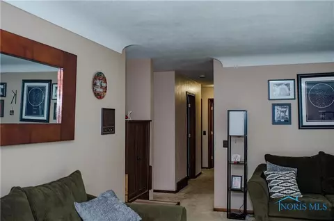 745 Pine St, Wauseon, OH 43567 photo 7