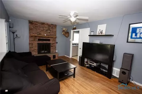 1615 Lawnview Ave, Toledo, OH 43607 photo 5