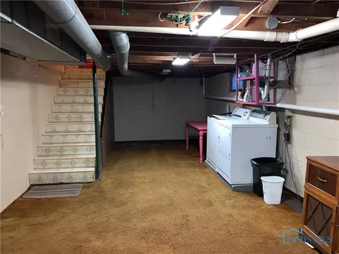 621 N Adrian St, Lyons, OH 43533 photo 7
