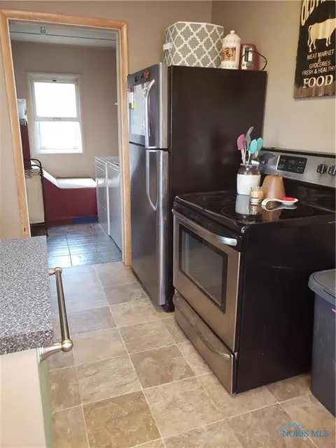 303 S Walnut St, Bryan, OH 43506 photo 12