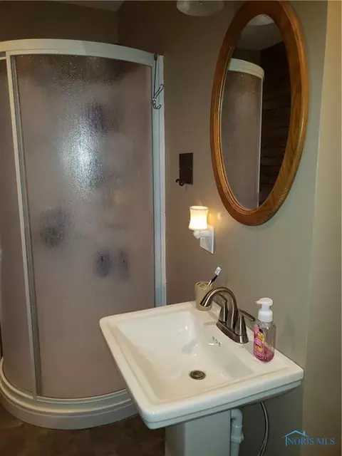 303 S Walnut St, Bryan, OH 43506 photo 14