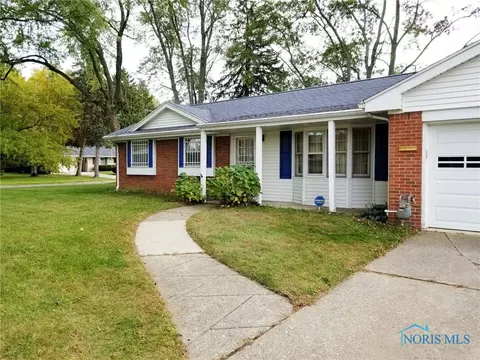 3615 Whitegate Dr, Toledo, OH 43607 photo 2