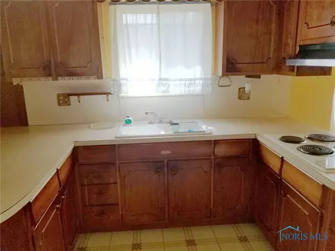 3615 Whitegate Dr, Toledo, OH 43607 photo 11